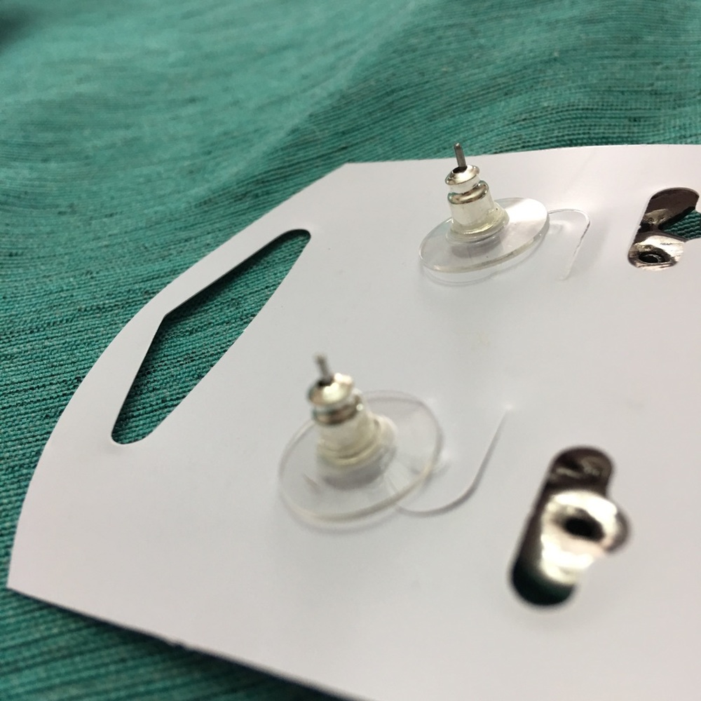 Chic Statement Earrings - Picture 5 of 8